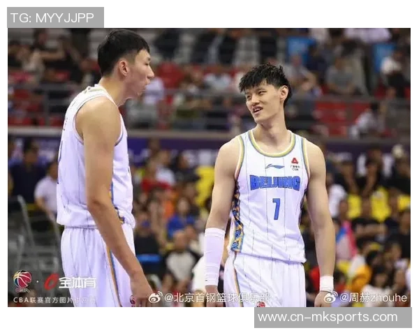 媒体人评论中国季前赛小曾机会匮乏引发广泛关注与争议